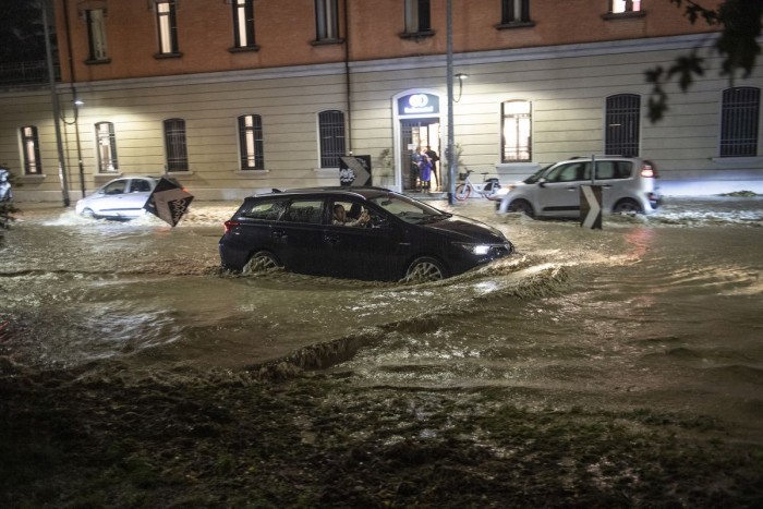 In Emilia Romagna una vittima e più di 2.100 evacuati per l’alluvione